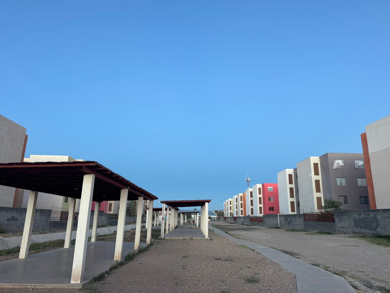 Galería Río Dorado 23